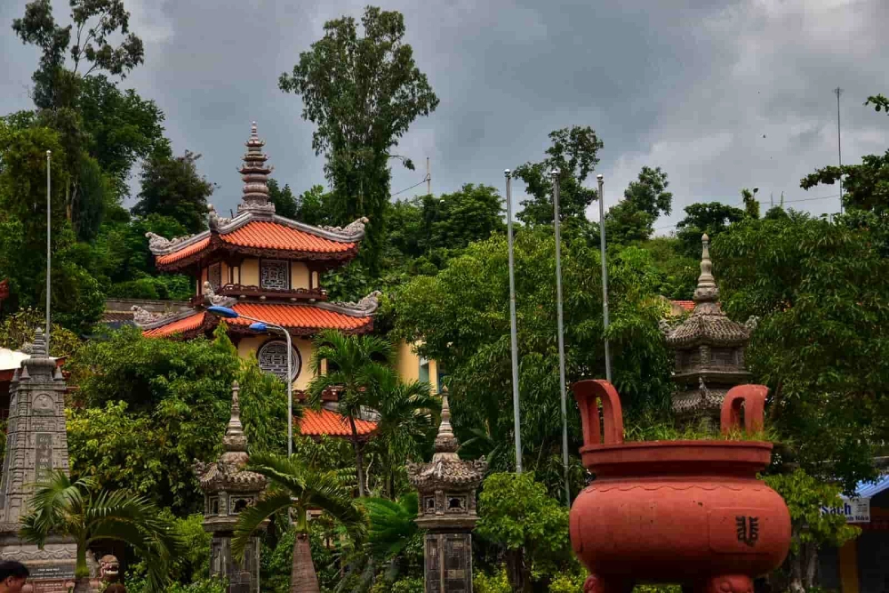 Chùa Long Sơn Nha Trang giờ mở cửa, từ 7h sáng đến 17h30