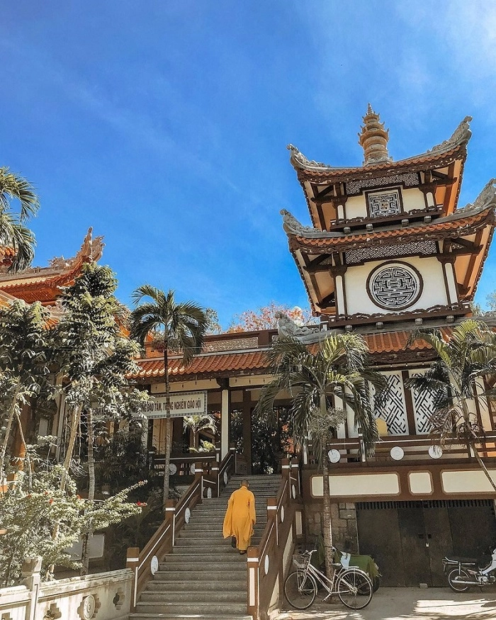 Giá vé chùa Long Sơn, hoàn toàn không thu phí vào cửa
