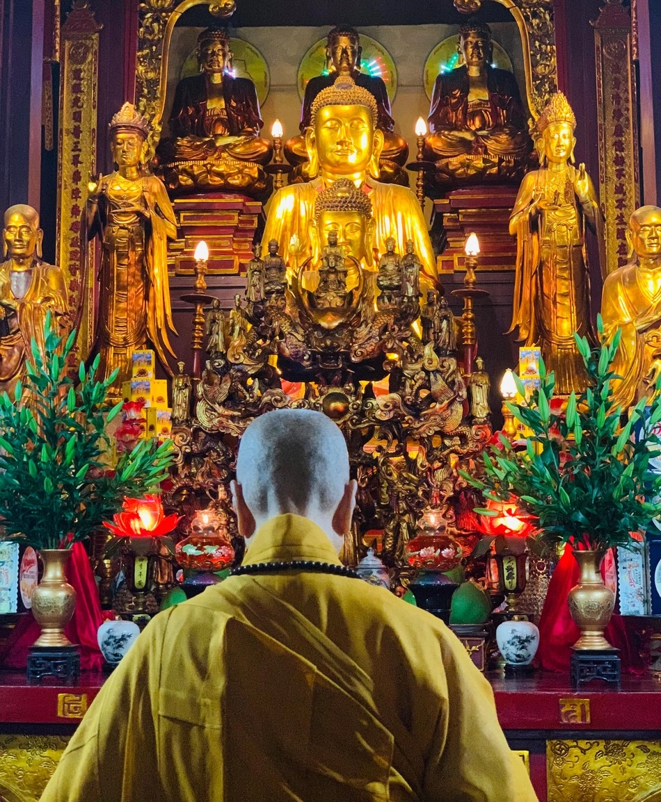 Bốc bát hương Chùa Quán Sứ lễ trang nghiêm