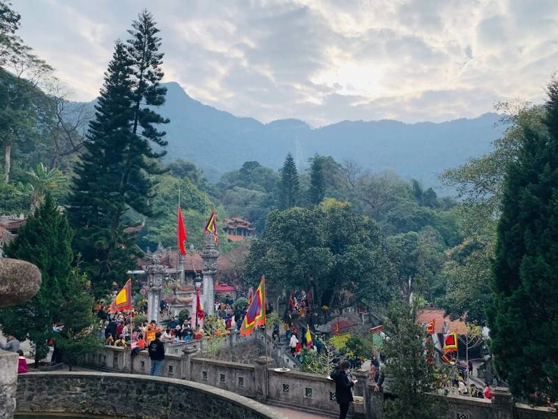 Hình ảnh chùa Tây Thiên, giữa sương núi mờ ảo thanh cao