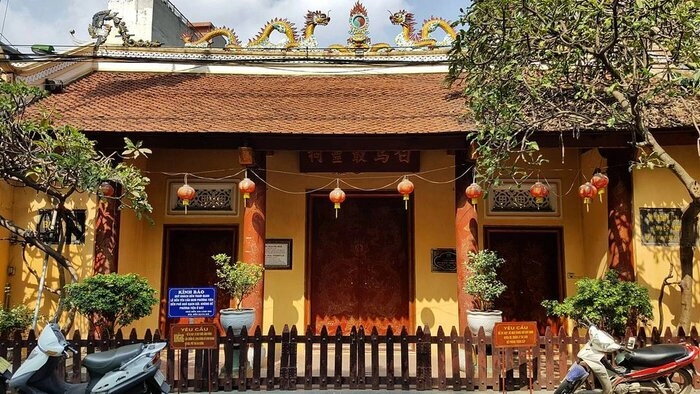 Lễ hội đền Bạch Mã vào ngày mười hai
