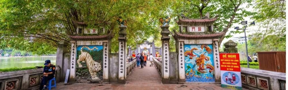 Đền Ngọc Sơn linh thiêng giữa lòng Hà Nội