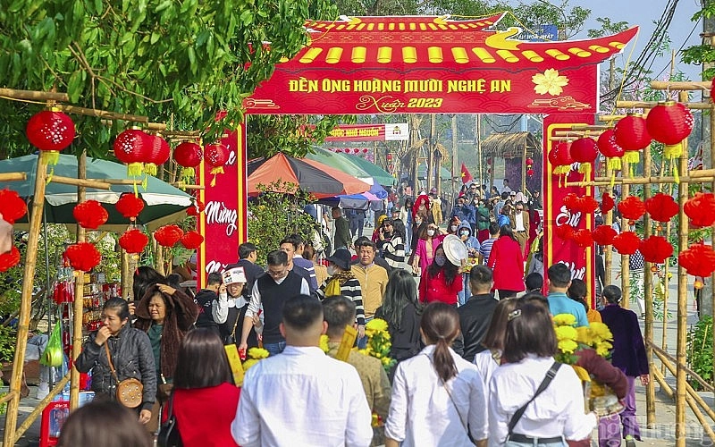 Sự tích đền Ông Hoàng Mười, câu chuyện về vị thần bảo vệ dân làng khỏi thiên tai