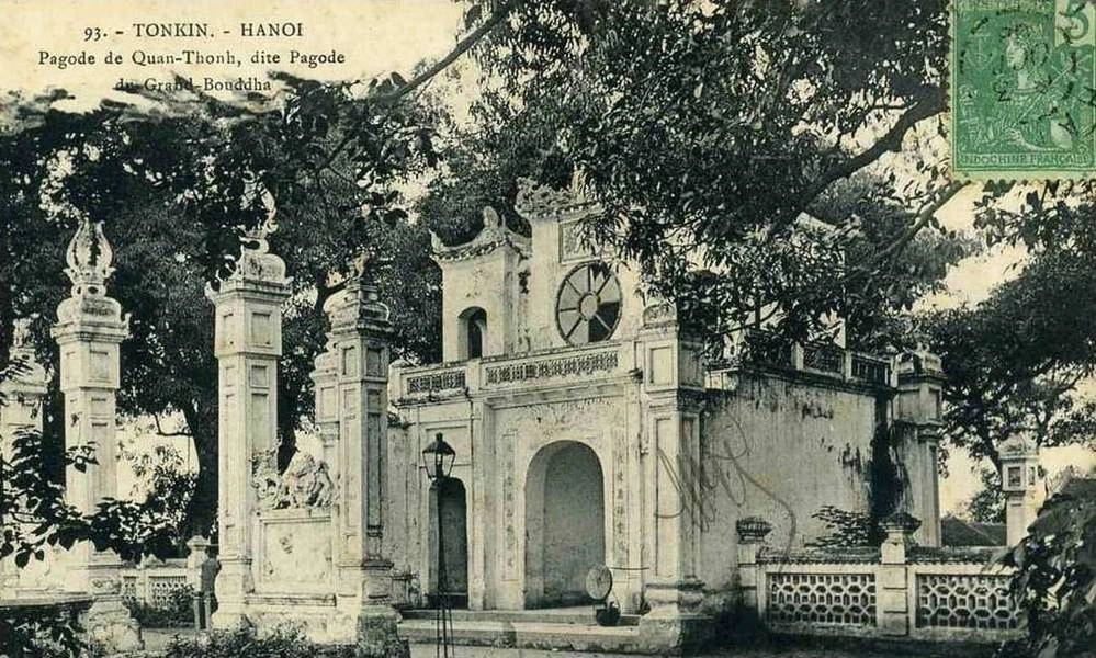 Đền quán thánh giờ mở cửa, từ 8 giờ sáng đến 17 giờ