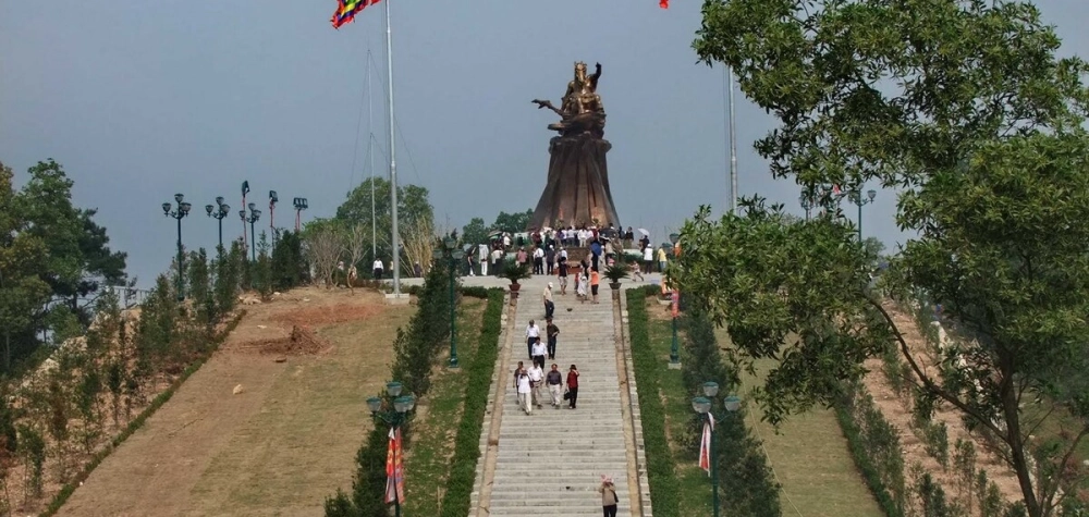 Đền Sóc Sóc Sơn ẩn mình giữa rừng thiêng