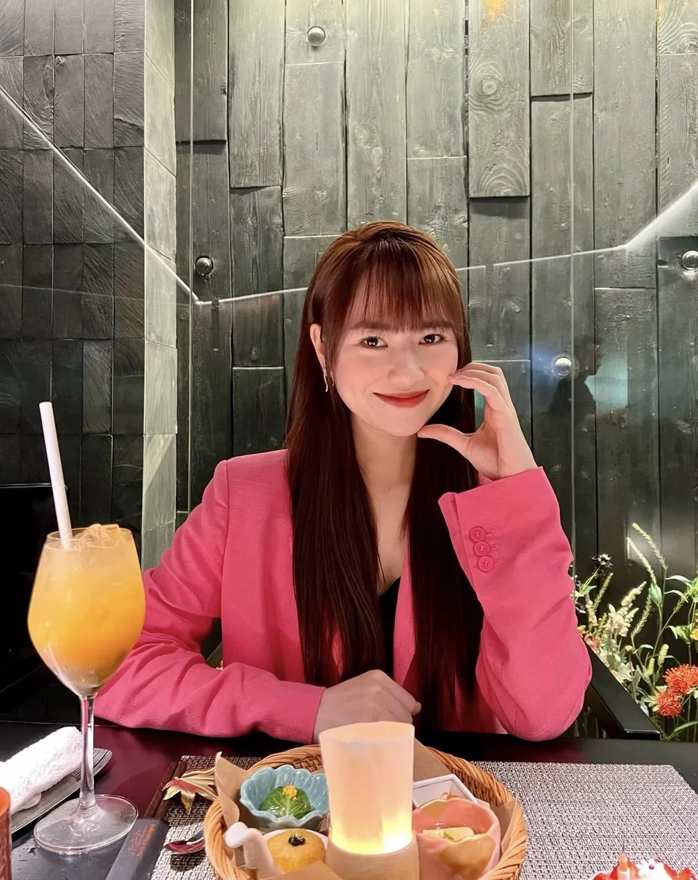 Vai diễn nổi bật trong diễn viên Việt Hoa đóng phim độc đạo