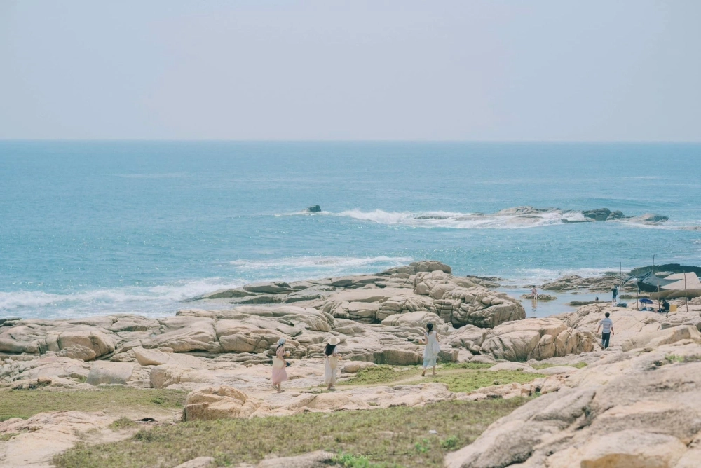 Bai bien tuy hoa đầy nắng và gió, thiên đường của du khách