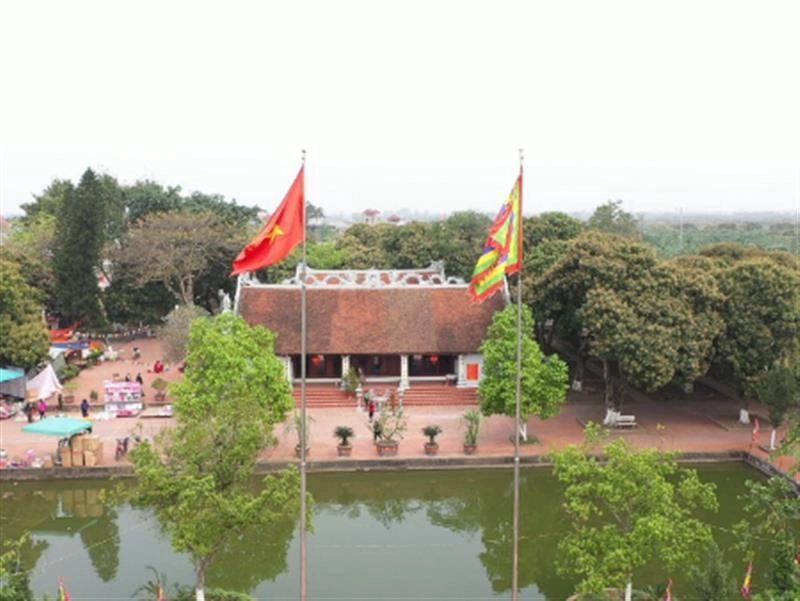 Đền chử đồng tử tiên dung hưng yên đón khách hành hương quanh năm