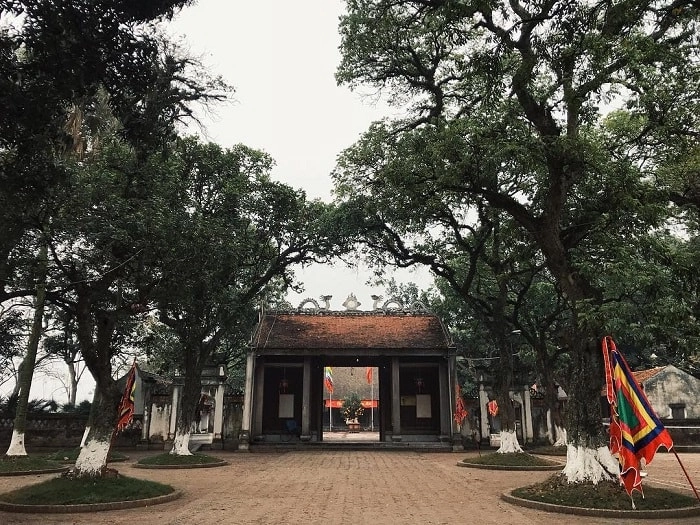Đền chử đồng tử hưng yên rộn ràng vào dịp đầu xuân