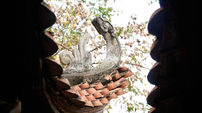 Cổng chính đền hùng nơi dừng chân của nhiều du khách xa gần