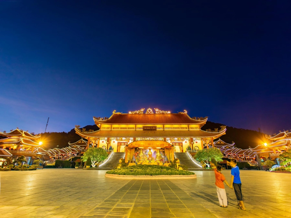 Chùa ba vàng 2025 hứa hẹn sẽ là điểm đến thu hút du khách hành hương