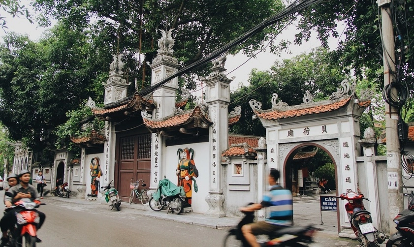 Chùa hà cầu duyên địa chỉ nằm trên phố Chùa Hà yên tĩnh