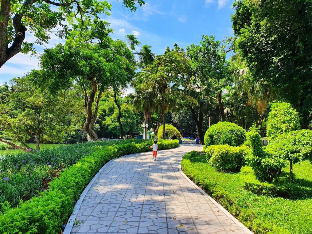 Cùng bạn bè đi công viên thủ lệ và lưu giữ kỷ niệm đẹp