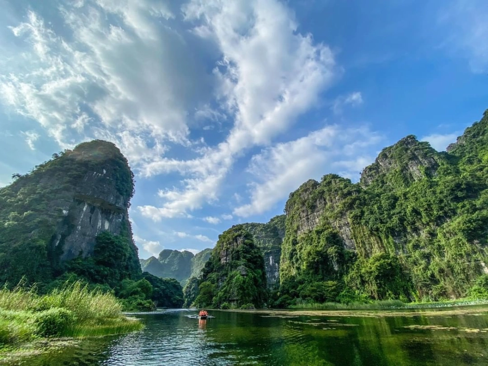 Tour đầm Vân Long tham gia tour du lịch khám phá trọn vẹn vẻ đẹp