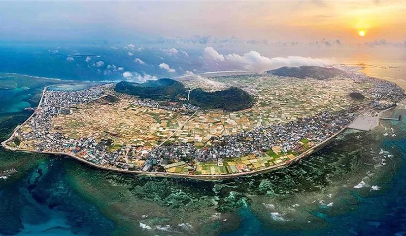 Đảo lý sơn ở quảng ngãi là điểm đến lý tưởng cho mùa hè