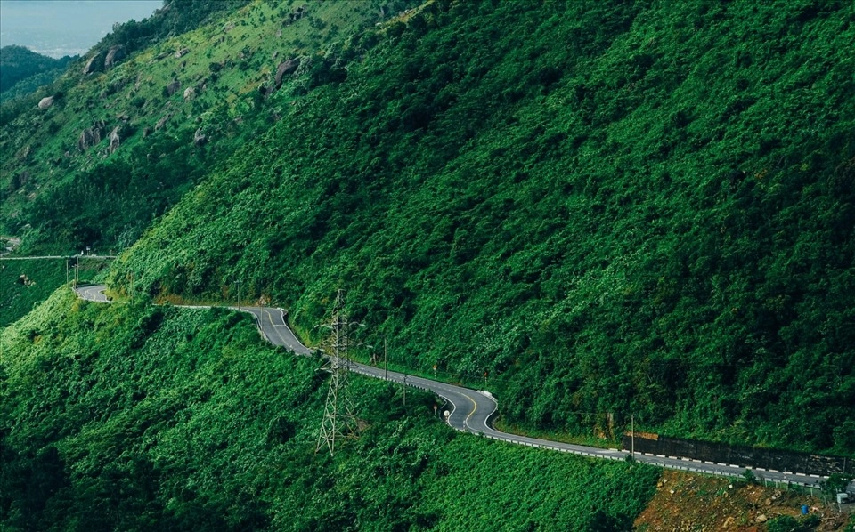 Vượt đèo hải vân đem lại cảm giác phiêu lưu đầy thú vị cho du khách