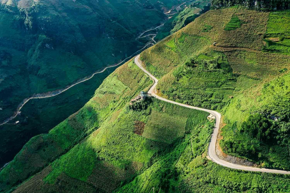 Du lịch đèo mã pí lèng là hành trình cho người yêu khám phá