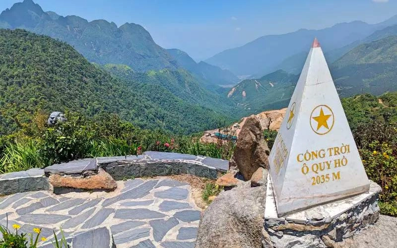 Thời tiết đỉnh đèo ô quy hồ thay đổi nhanh chóng và rất lạnh vào buổi tối