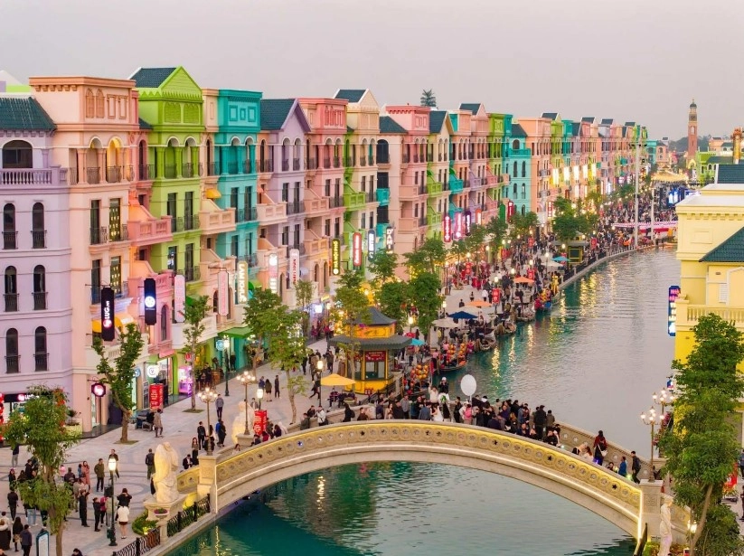 Hình ảnh của Grand World Hưng yên nổi bật trong các tour du lịch