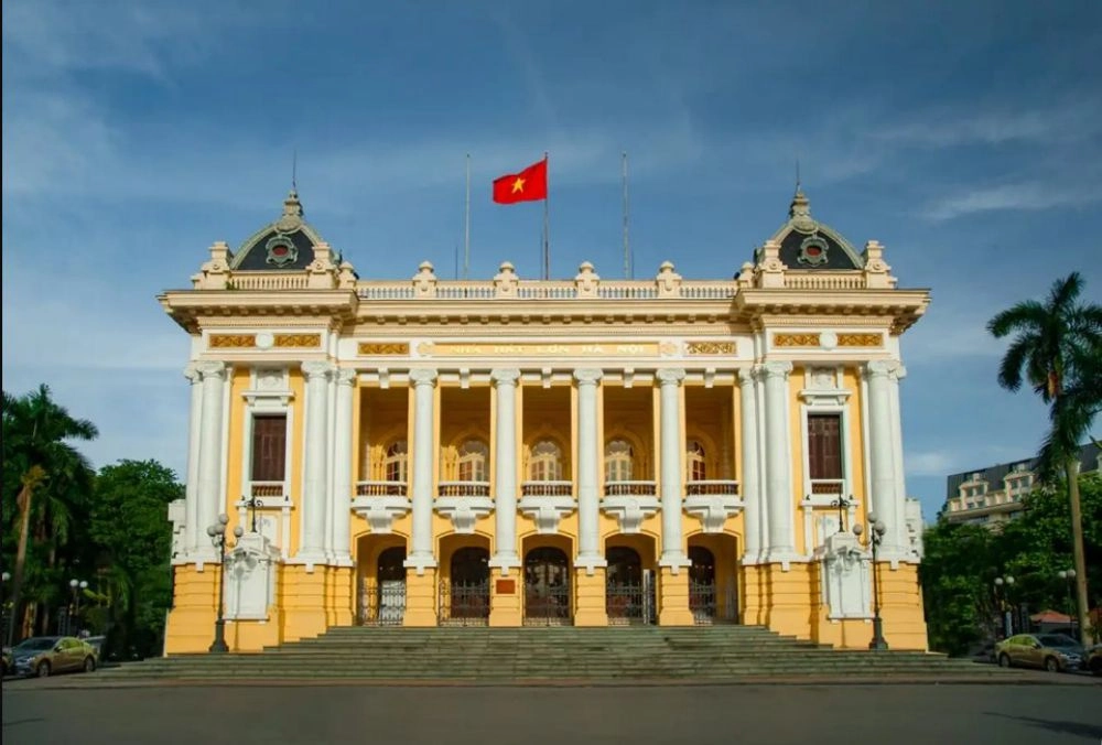 Trải nghiệm tham quan nhà hát lớn hà nội để hiểu thêm văn hóa