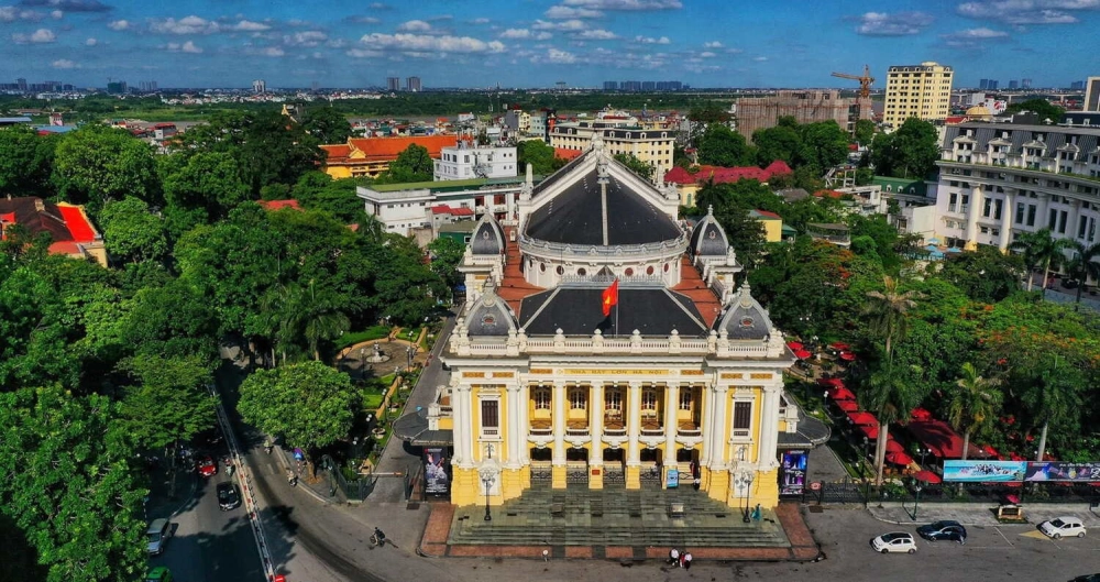 Xem ngay bài đánh giá về nhà hát lớn hà nội trước khi ghé thăm