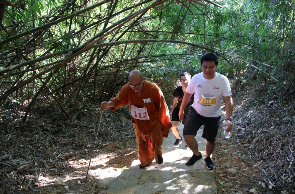 Tìm hiểu núi bà rá cao bao nhiêu mét để biết độ khó