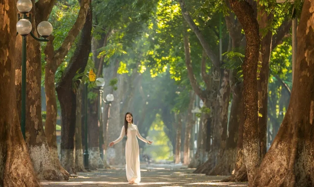 Nàng thơ phố phan đình phùng bước ra từ khung ảnh nghệ thuật