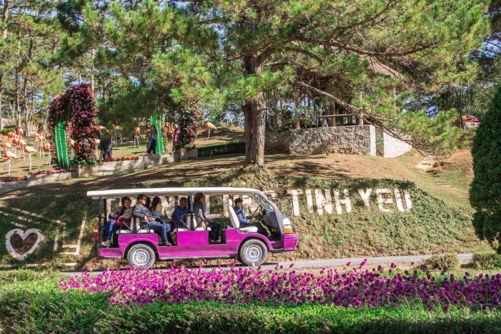 Thung lũng tình yêu giá vé cập nhật mới nhất cho khách tham quan