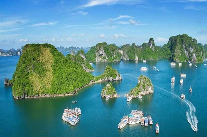 Tham gia tour vịnh Hạ Long cùng trải nghiệm trên du thuyền sang trọng