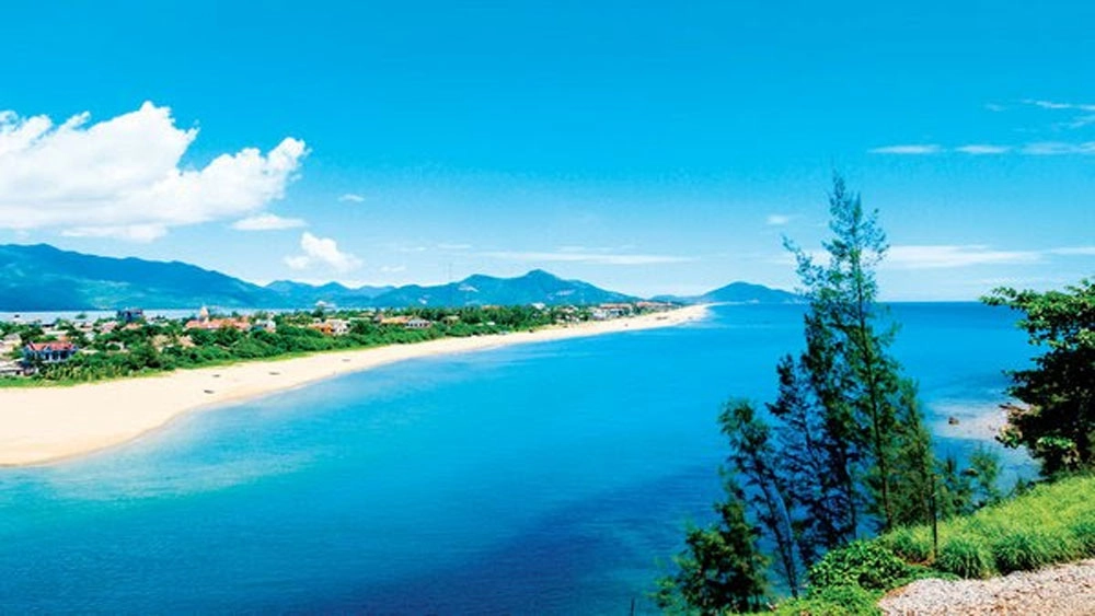 Vịnh lăng cô cách huế bao xa chỉ khoảng 70km đi xe cực dễ