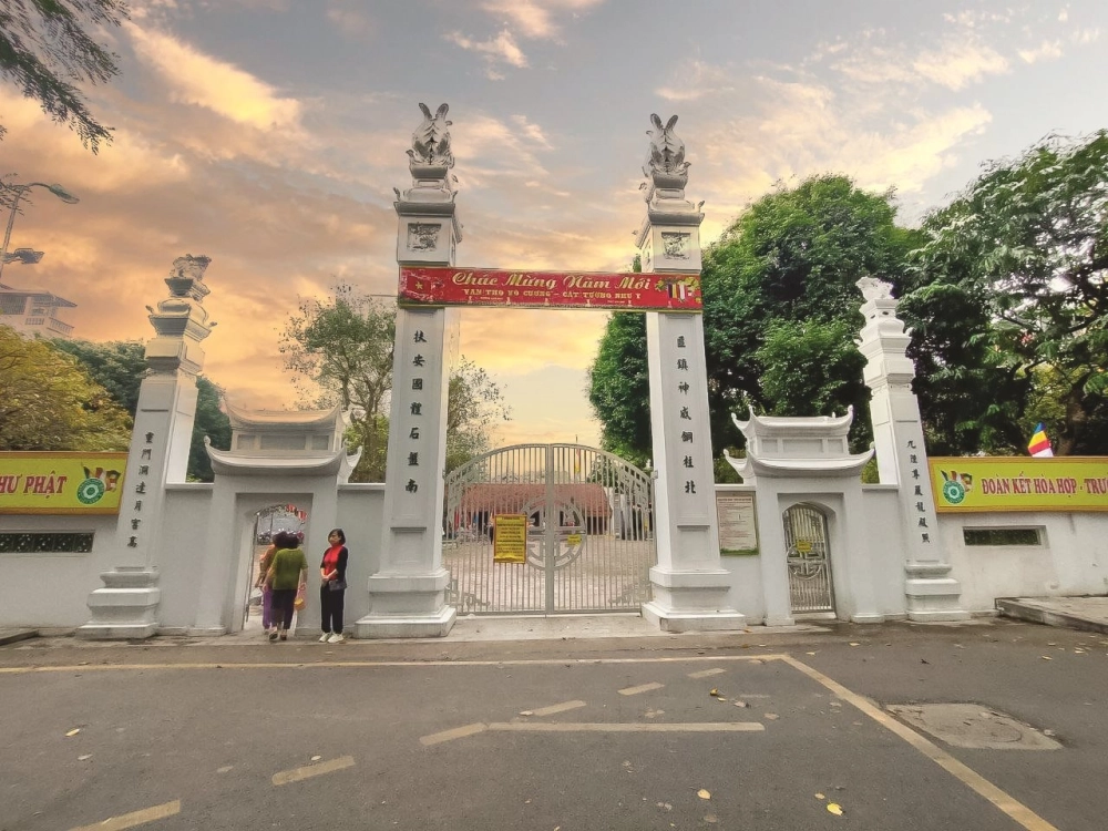 Khám phá di tích lịch sử đền hai bà trưng và những câu chuyện kỳ bí
