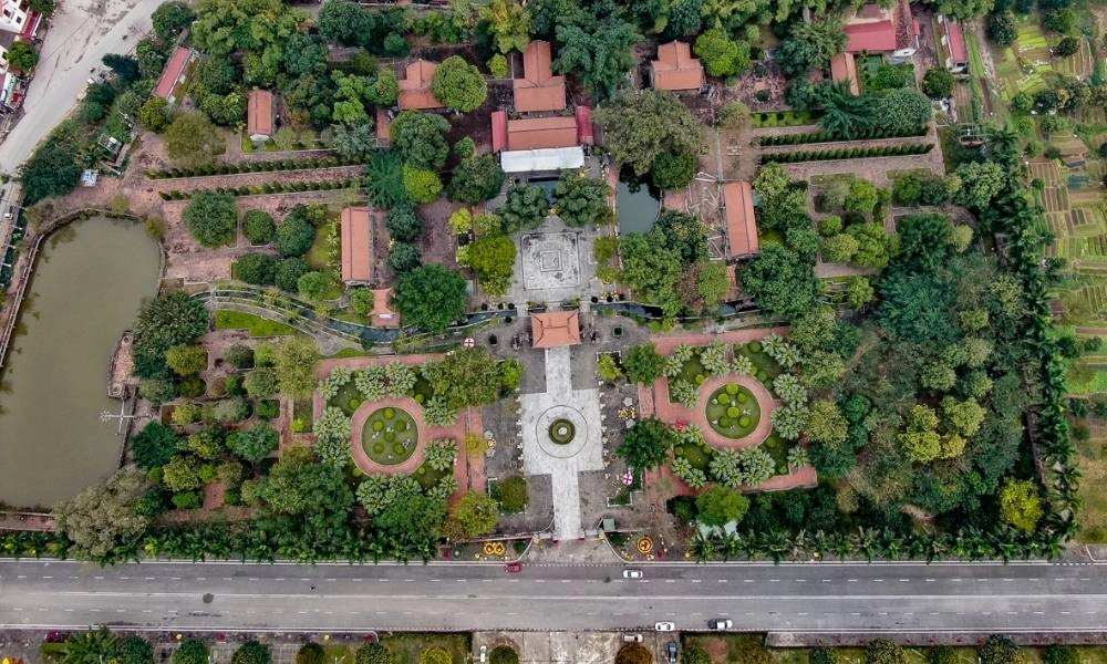 Đền hai bà trưng ở hà nội là điểm đến không thể bỏ qua