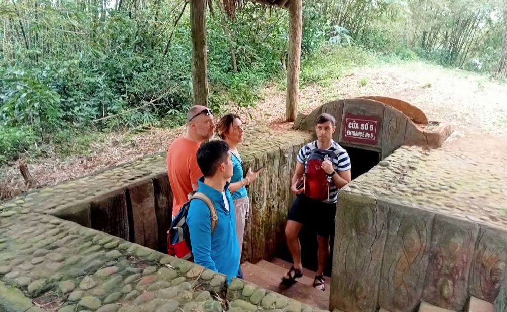 Cập nhật giá vé tham quan địa đạo vịnh mốc mới nhất hôm nay