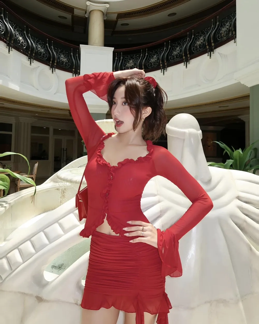 Lê Thị Khánh Huyền cao mét bao nhiêu
