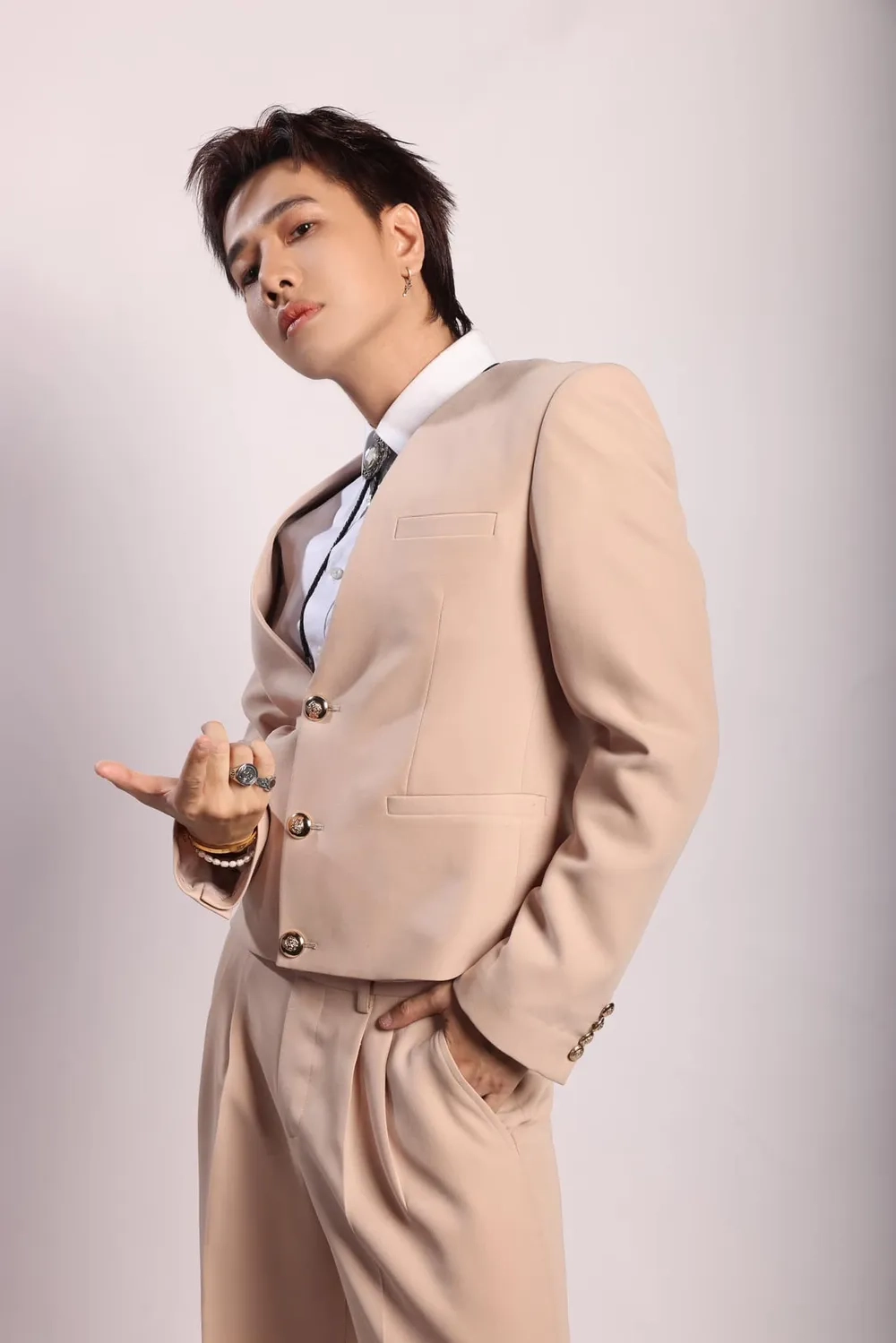 Đã nghe hết Lou Hoàng album chưa