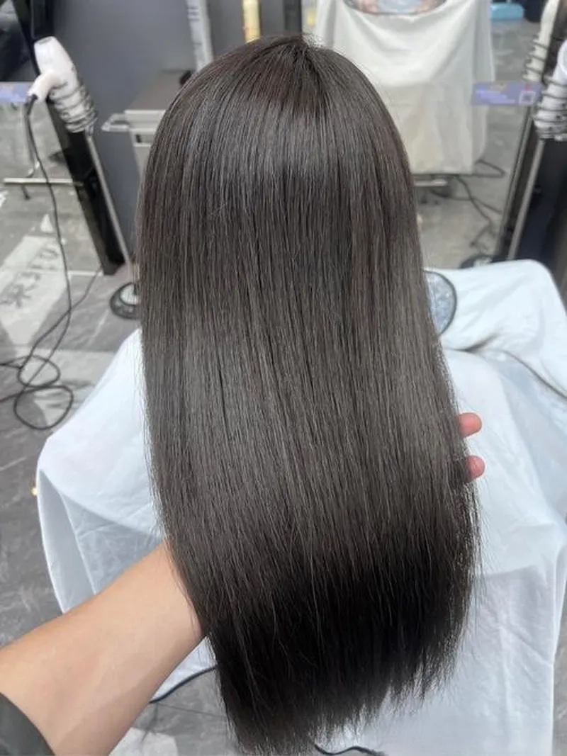 Màu nâu trà đen có hợp với da ngăm không thử ngay để biết