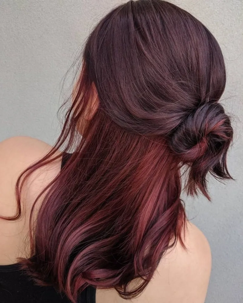 Tóc nhuộm nâu đỏ lựa chọn hoàn hảo