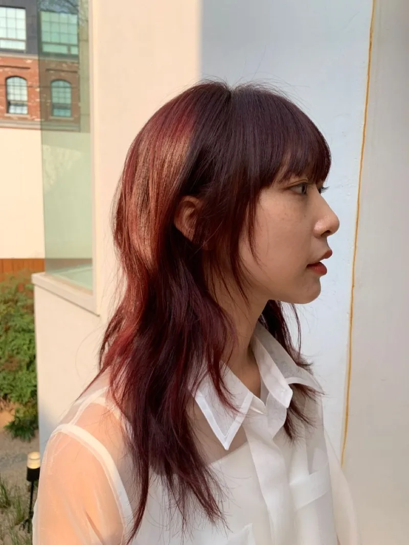 Nâu đỏ trầm tone màu được yêu thích