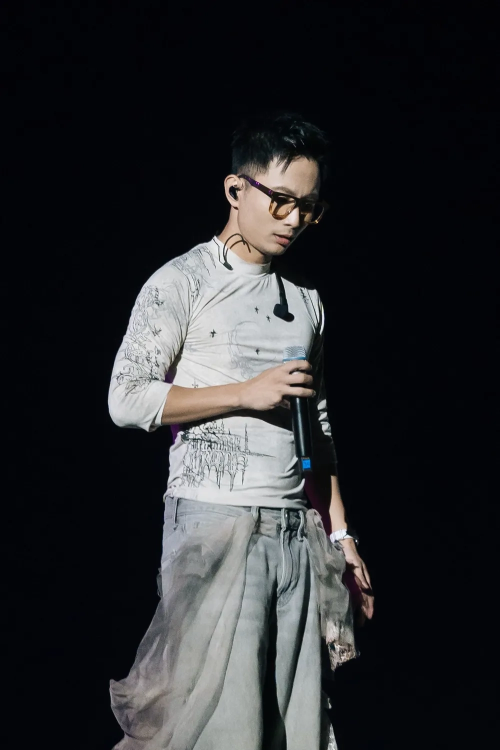 Giai điệu mộc mạc từ lặng Rhymastic piano