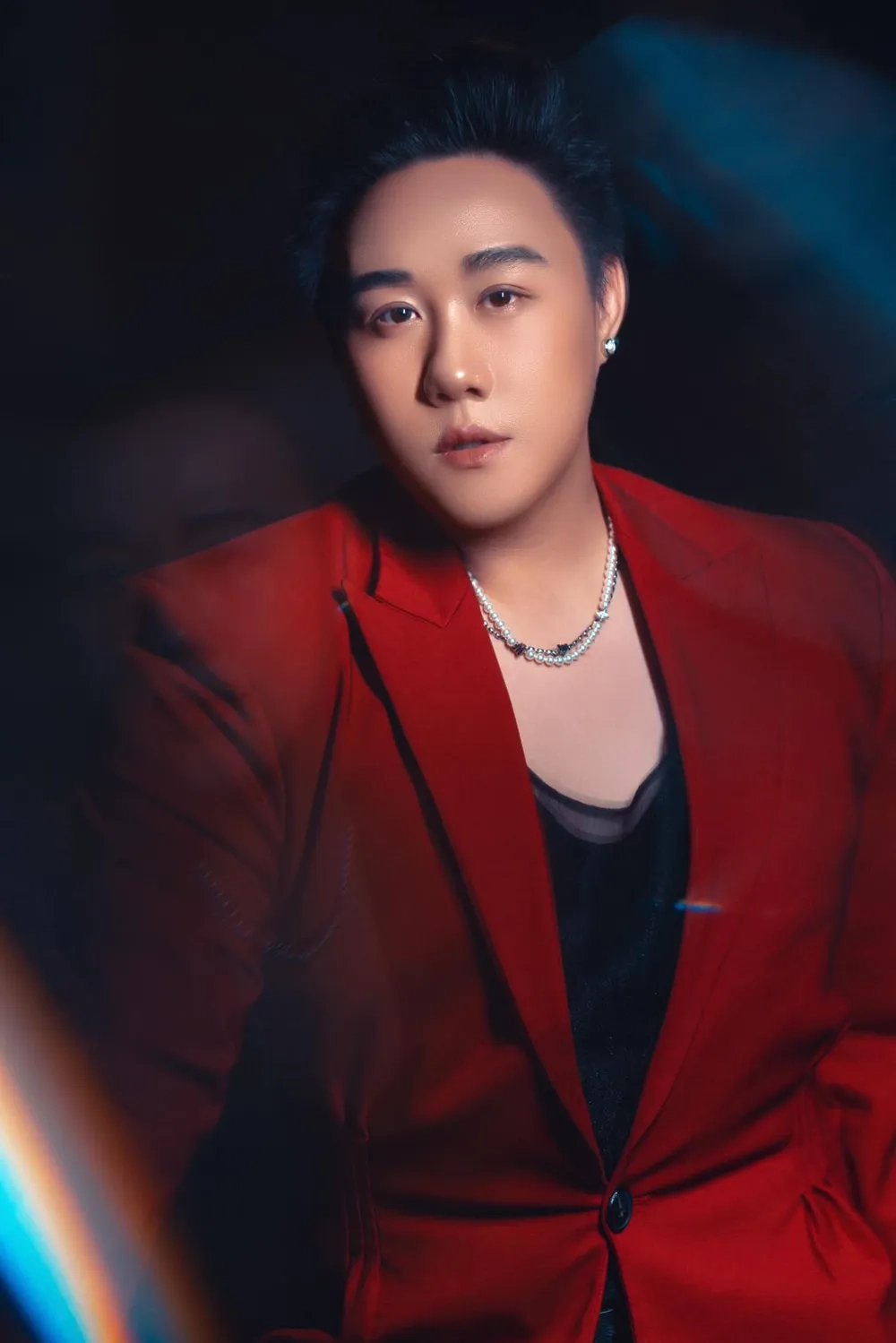 Mới lạ với MV vô tư Trung Quân Idol khiến fan phấn khích