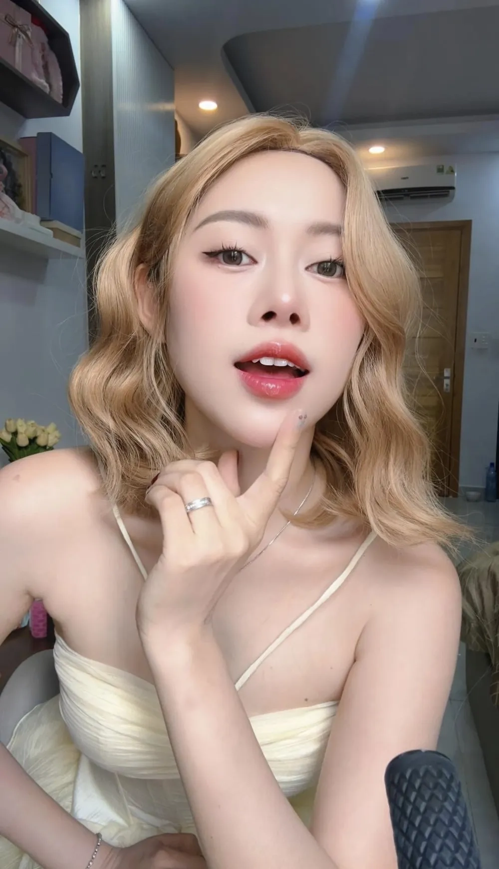 Kênh giải trí chất lượng YouTube Việt Phương Thoa