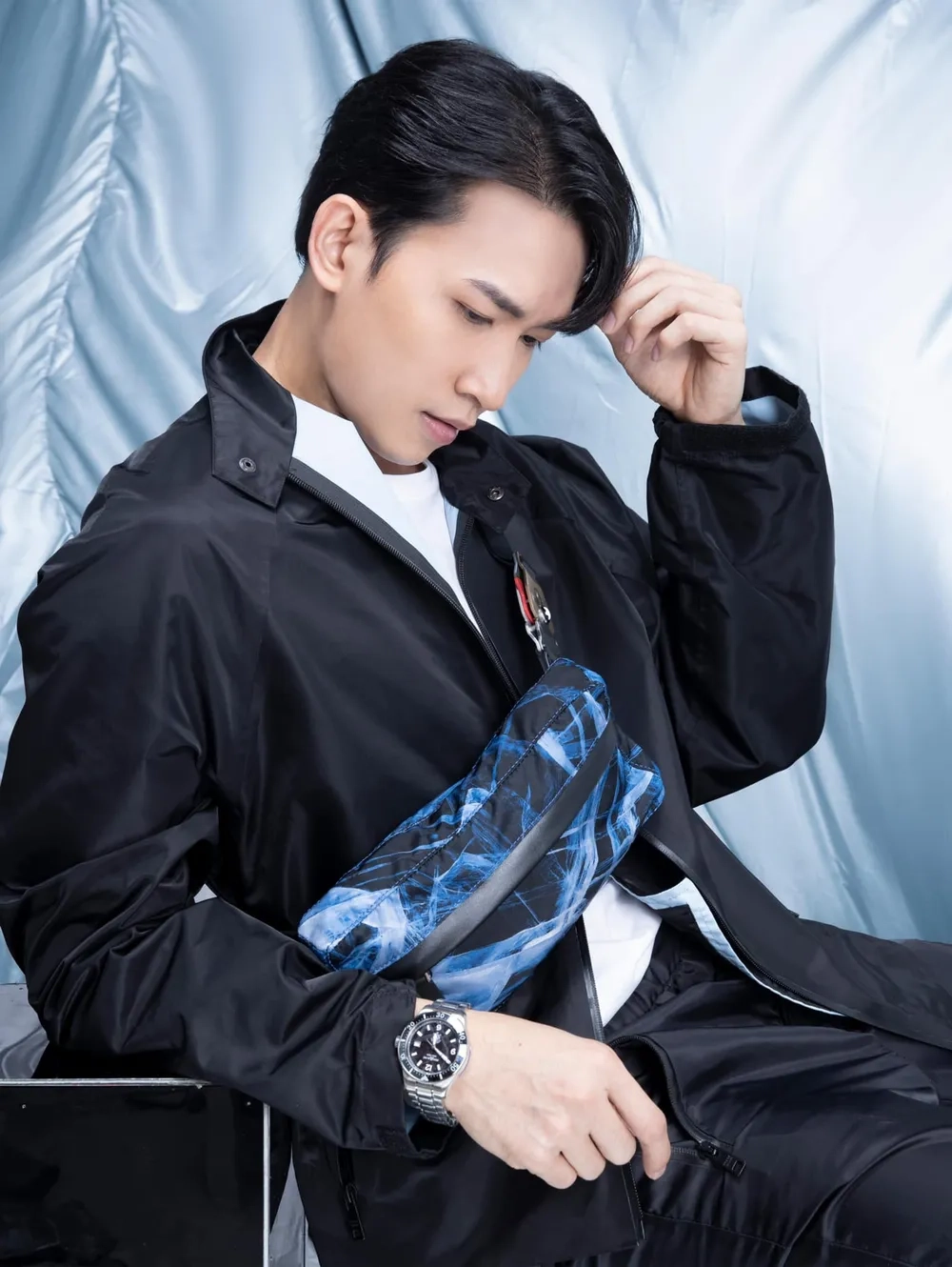Chiều cao thật sự của Võ Cảnh cao bao nhiêu khiến fan ngỡ ngàng