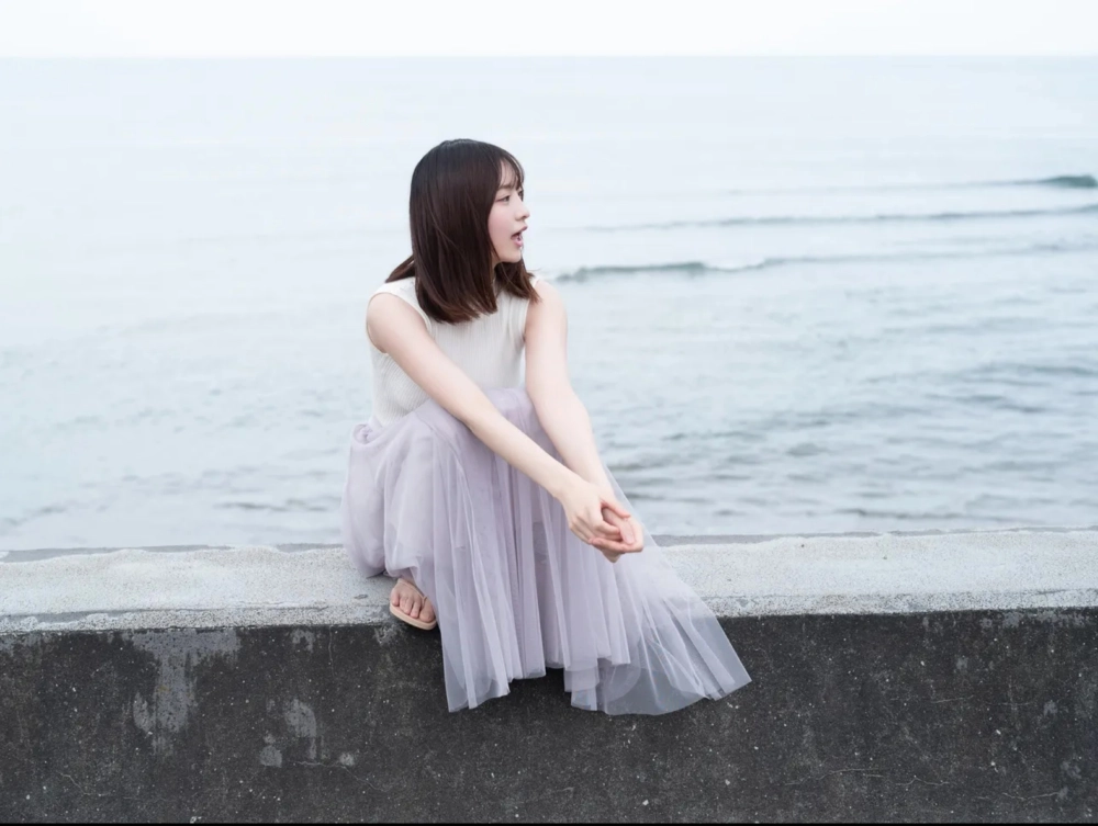 Airi Saito đôi mắt hút hồn kèm body siêu nóng