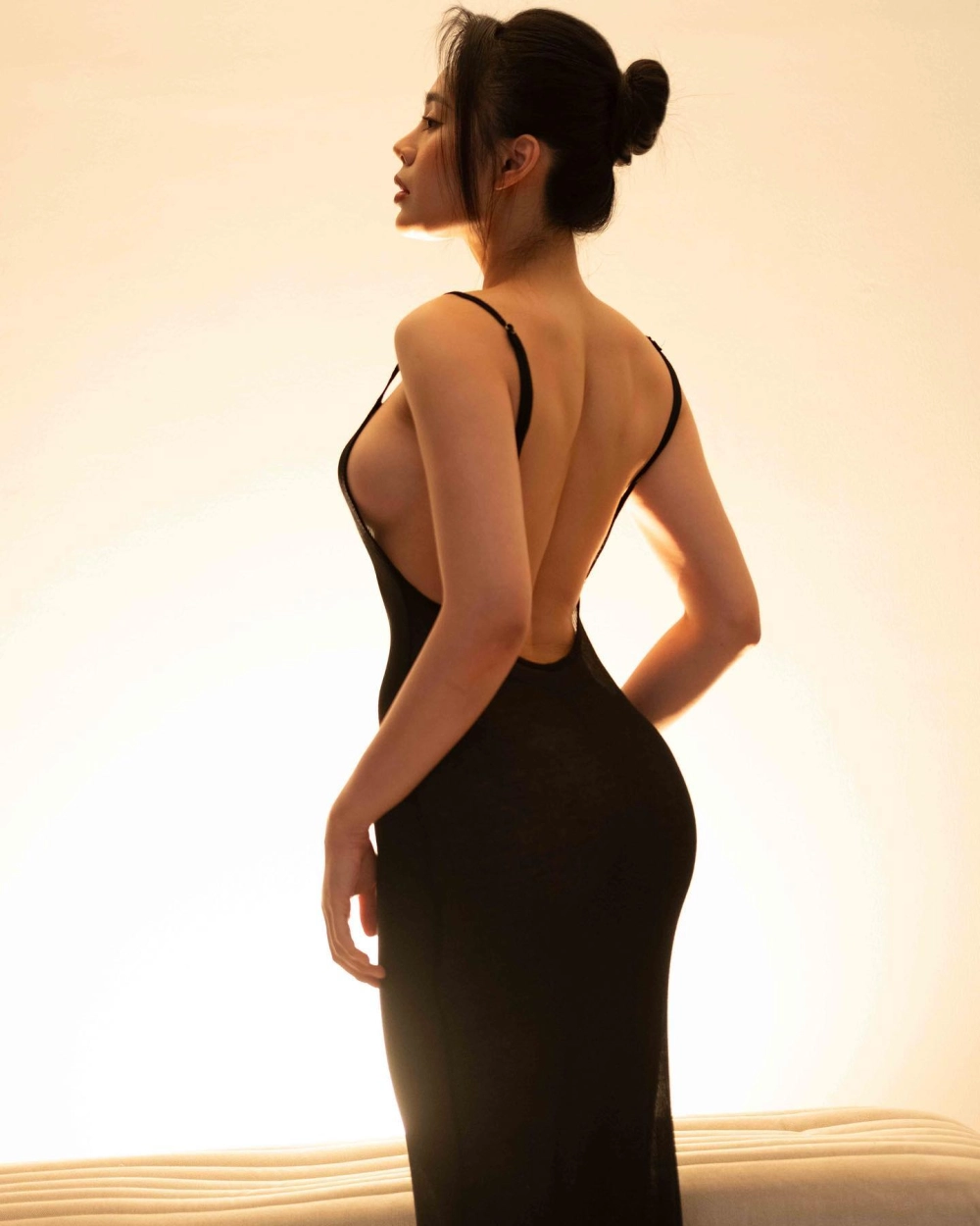 Ảnh gái xinh trần truồng trần truồng vú bự nóng bỏng bất tận