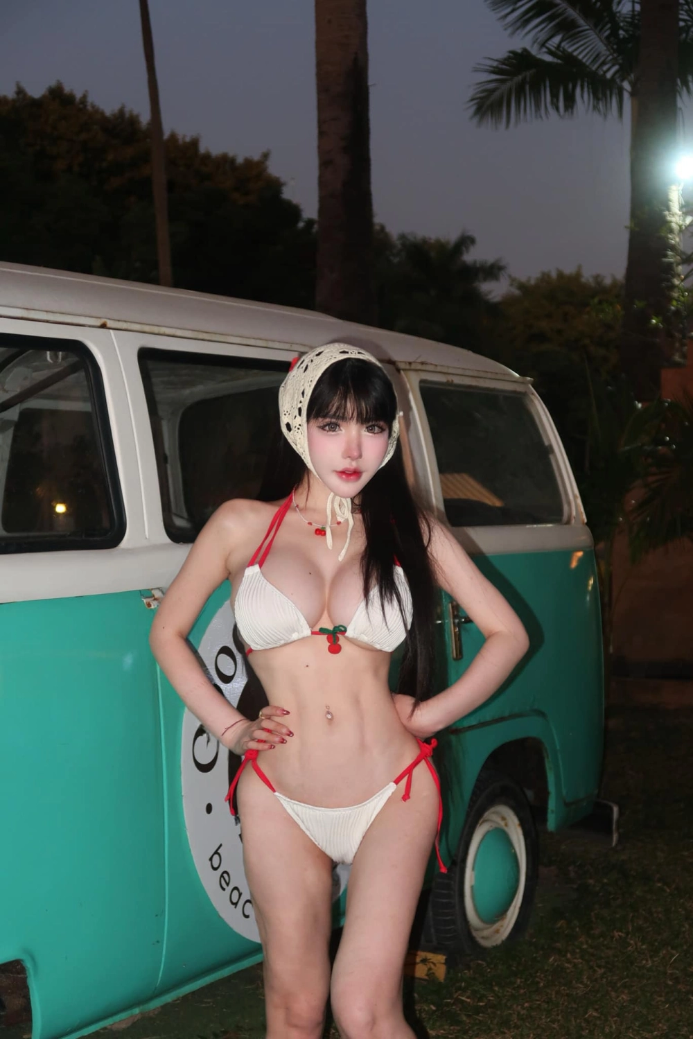 Ảnh gái xinh sexy vú to gái xinh ngực khủng sexy cuốn hút cuồng nhiệt cực kỳ