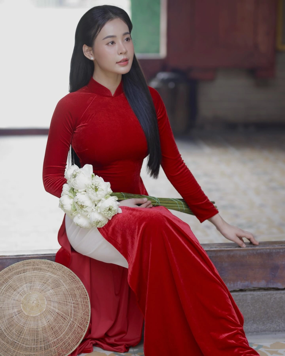 Ảnh gái xinh không mặc đồ lót đồ lót hở bạo nóng bỏng nhìn là muốn ngay