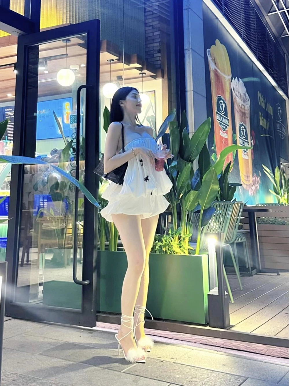 Sex hồ mai anh môi căng ướt dâm tình nóng bỏng max level