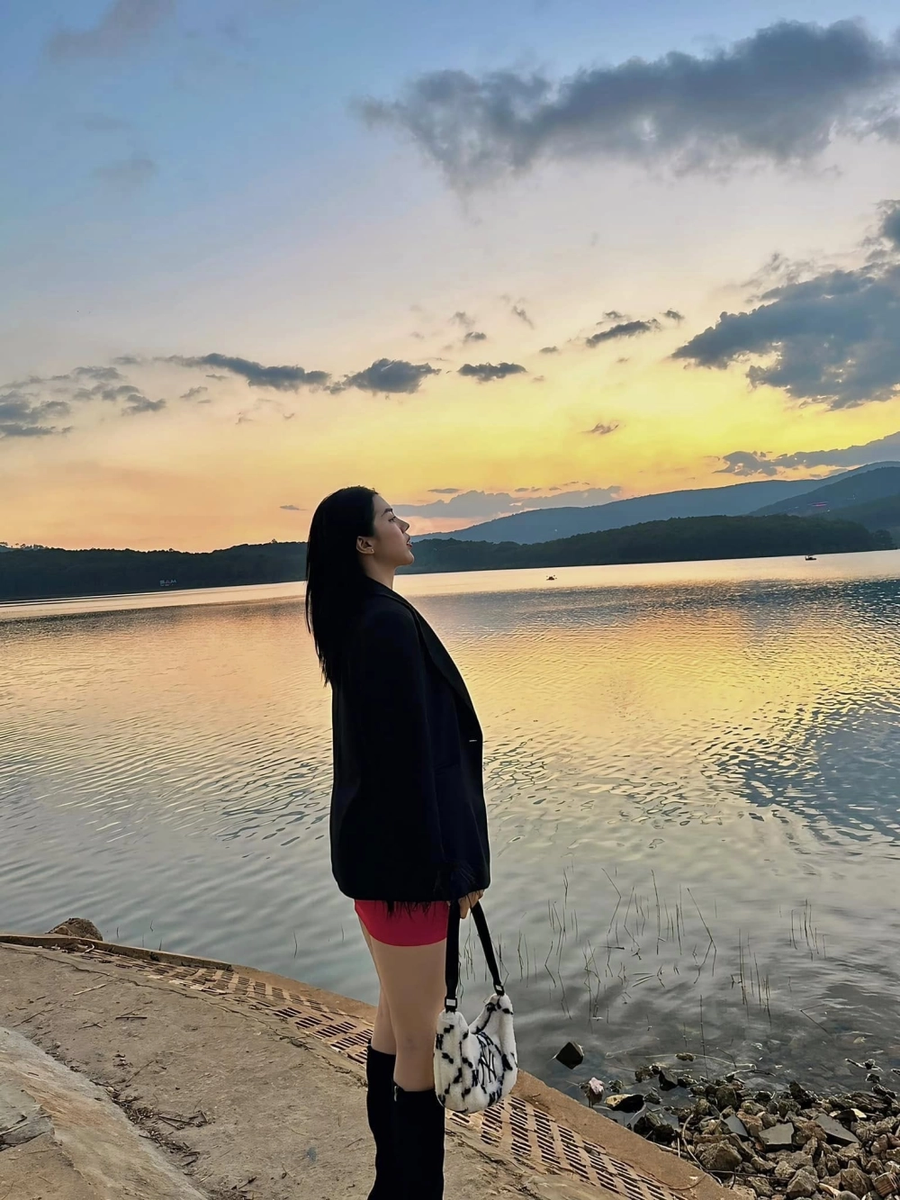 Ảnh sex gái mông to mông bự da trắng nóng bỏng cuốn hút cực