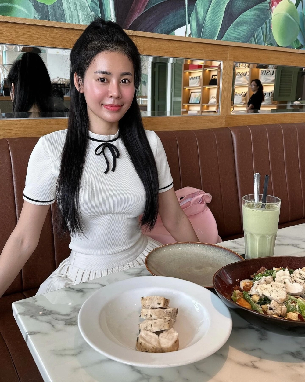 Ảnh mông gái xinh mông cong căng đét nóng bỏng kích thích cực mạnh