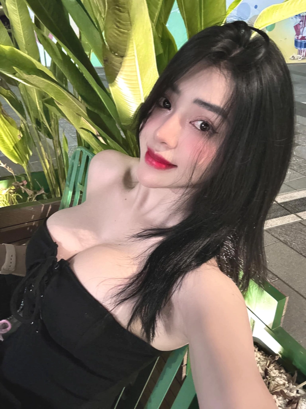 Ảnh sex giáo viên váy ngắn lộ hàng nóng bỏng cuốn hút chết người